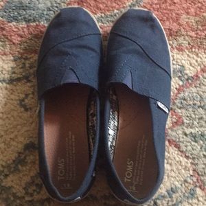 Navy blue Toms